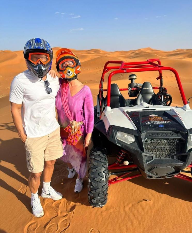 ホテル Sahara Luxury Glamping メルズーガ エクステリア 写真