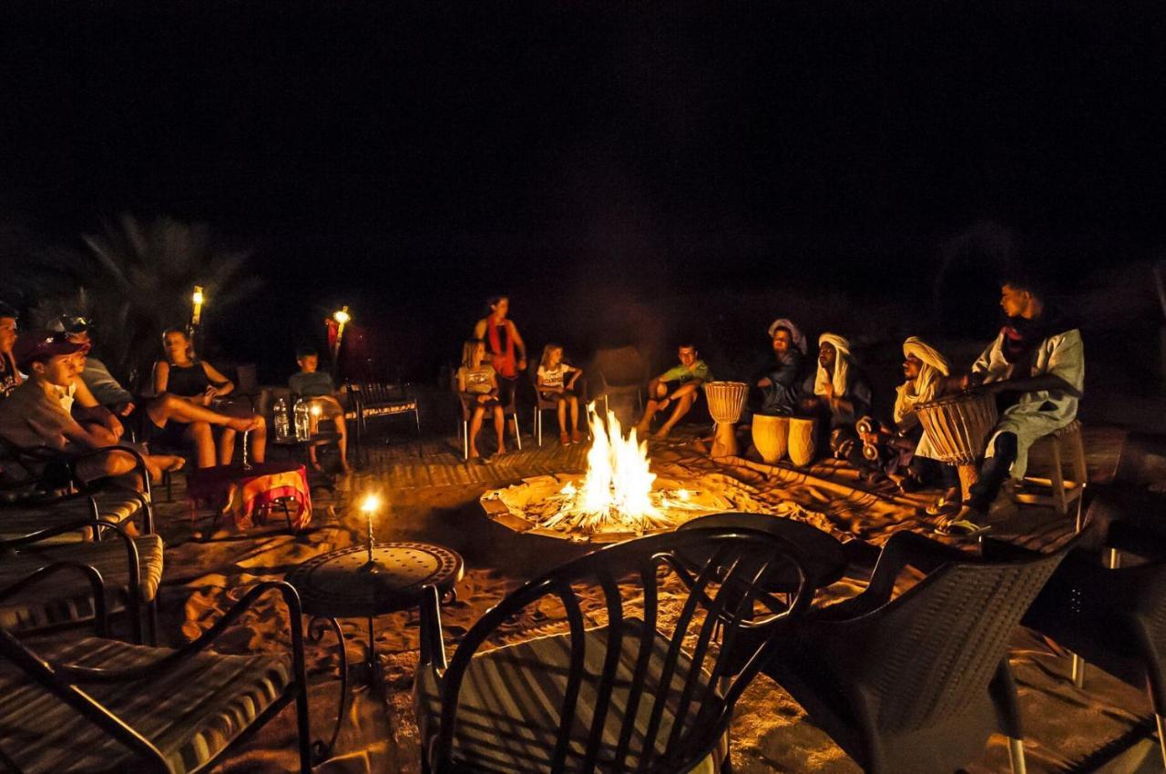 ホテル Sahara Luxury Glamping メルズーガ エクステリア 写真