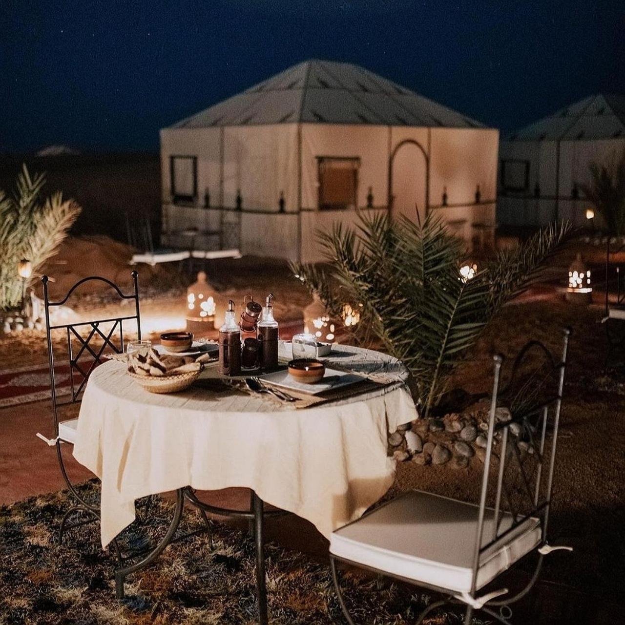 ホテル Sahara Luxury Glamping メルズーガ エクステリア 写真